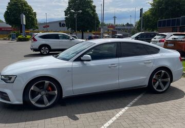 Audi A5 220.000 km 15.400 &euro; Eckernförde 24340