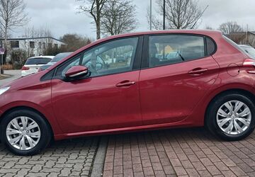 Peugeot 208 149.000 km 4.900 &euro; Gettorf 24214