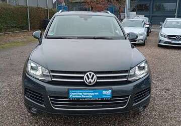 VW Touareg 222.690 km 12.669 &euro; Kiel 24146