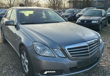 Mercedes-Benz E 220 317.000 km 5.400 &euro; Kiel 24145