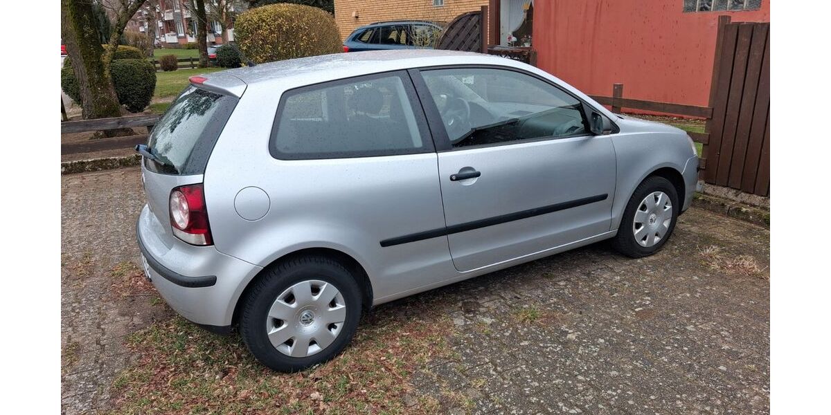 VW Polo 141.850 km 2.380 &euro; Neumünster 24536