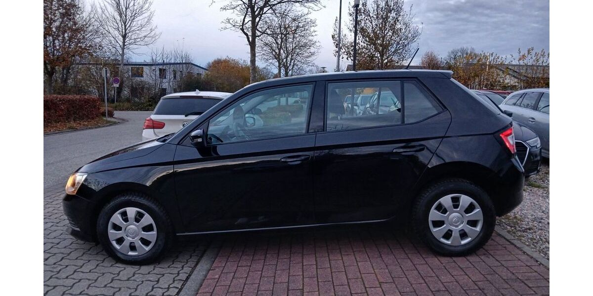 Skoda Fabia 93.700 km 7.950 &euro; Gettorf 24214