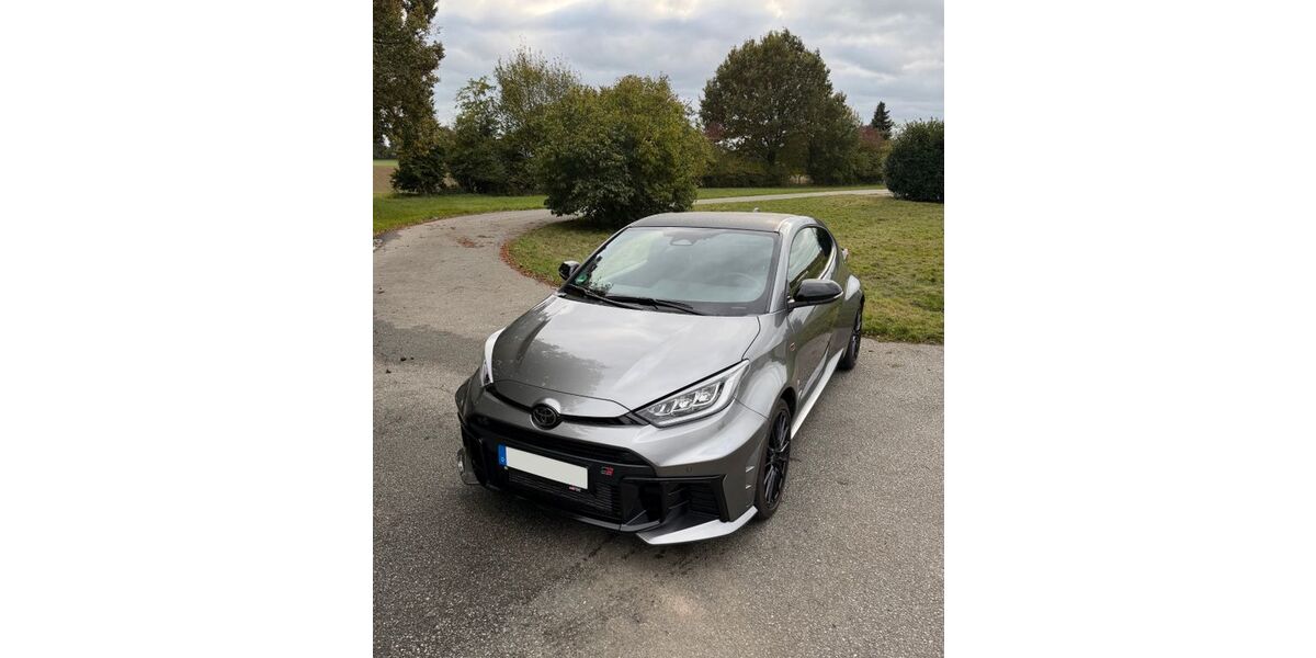 Toyota Yaris 16.000 km 44.400 &euro; Neumünster 24534